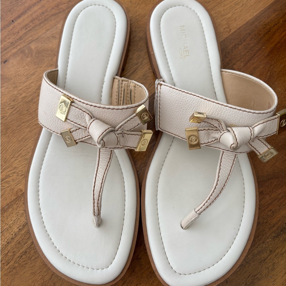 Michael Kors Ripley Cream Leather Tie Thong Sandals 9.5